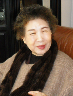 김남조선생님 사진.png